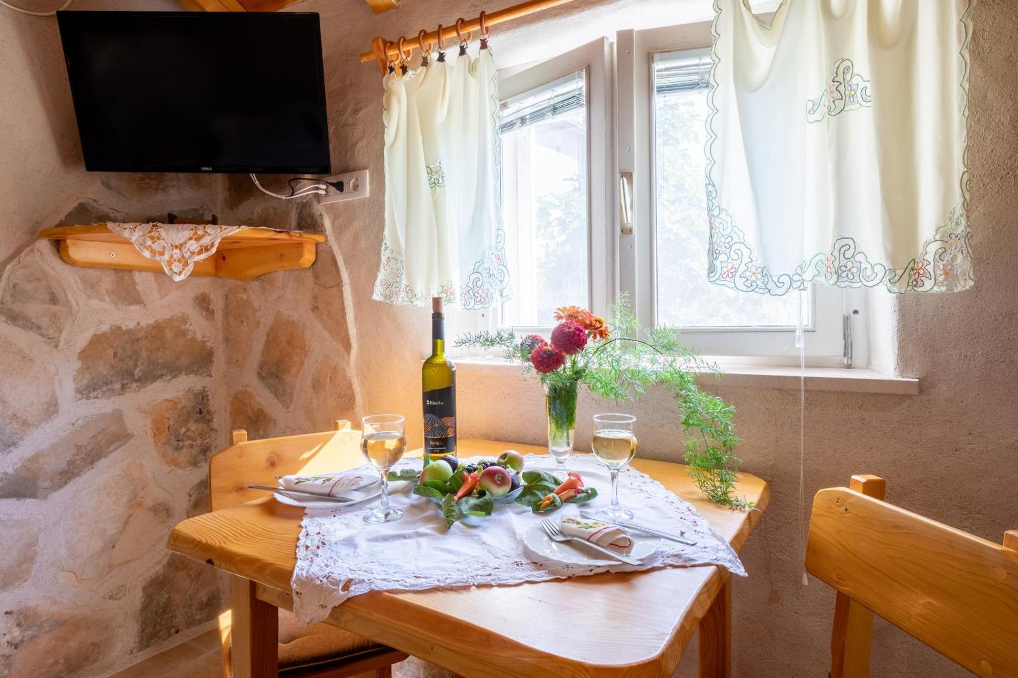 Stone House Harmony Apartment Zrnovo Екстериор снимка