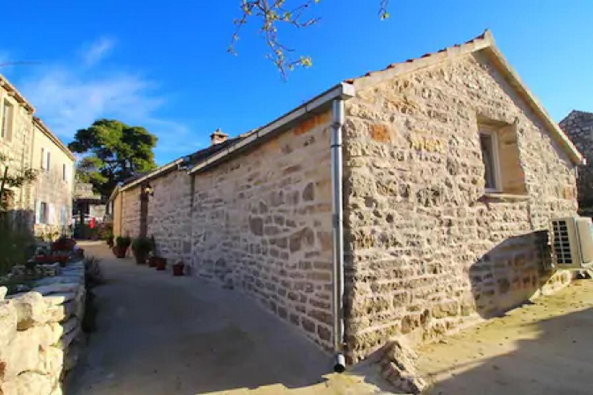 Stone House Harmony Apartment Zrnovo Стая снимка